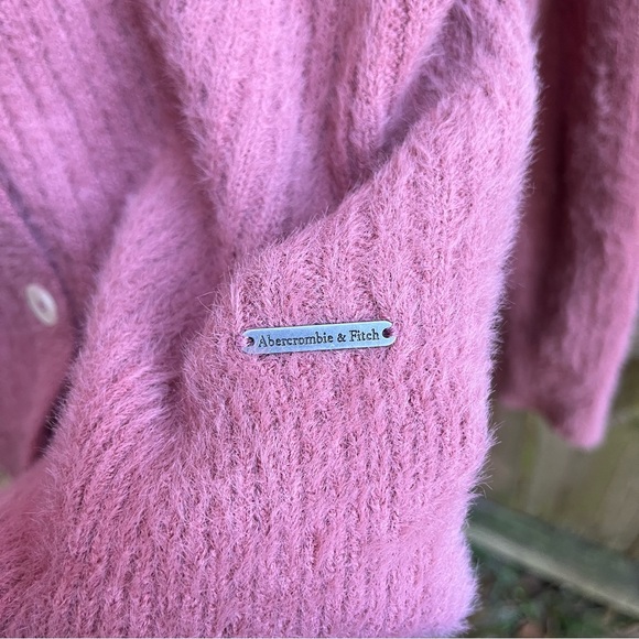 Abercrombie & Fitch Dusty Rose Cardigan - Picture 3 of 4
